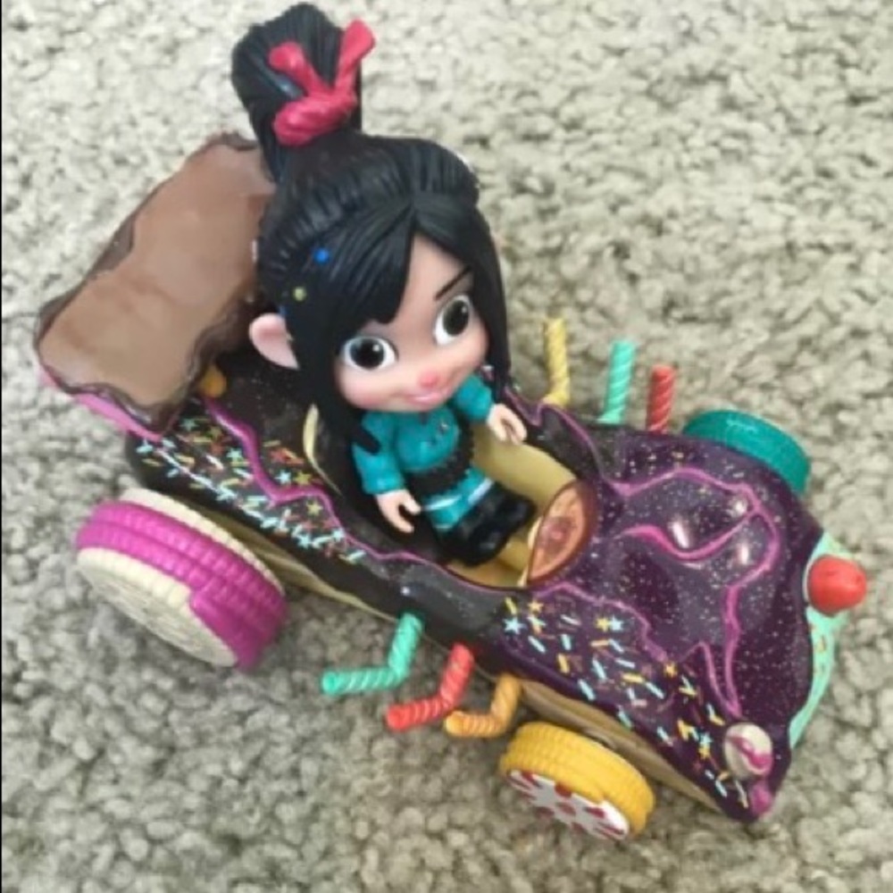 Disney Vanellope Wreck it Ralph candy kart MINT